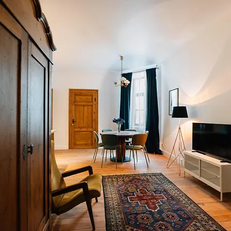 Apartment Robert August Pflug Aparments *